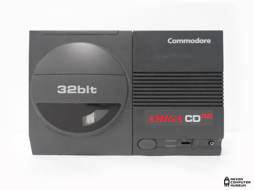아미가 CD32 - Amiga CD32