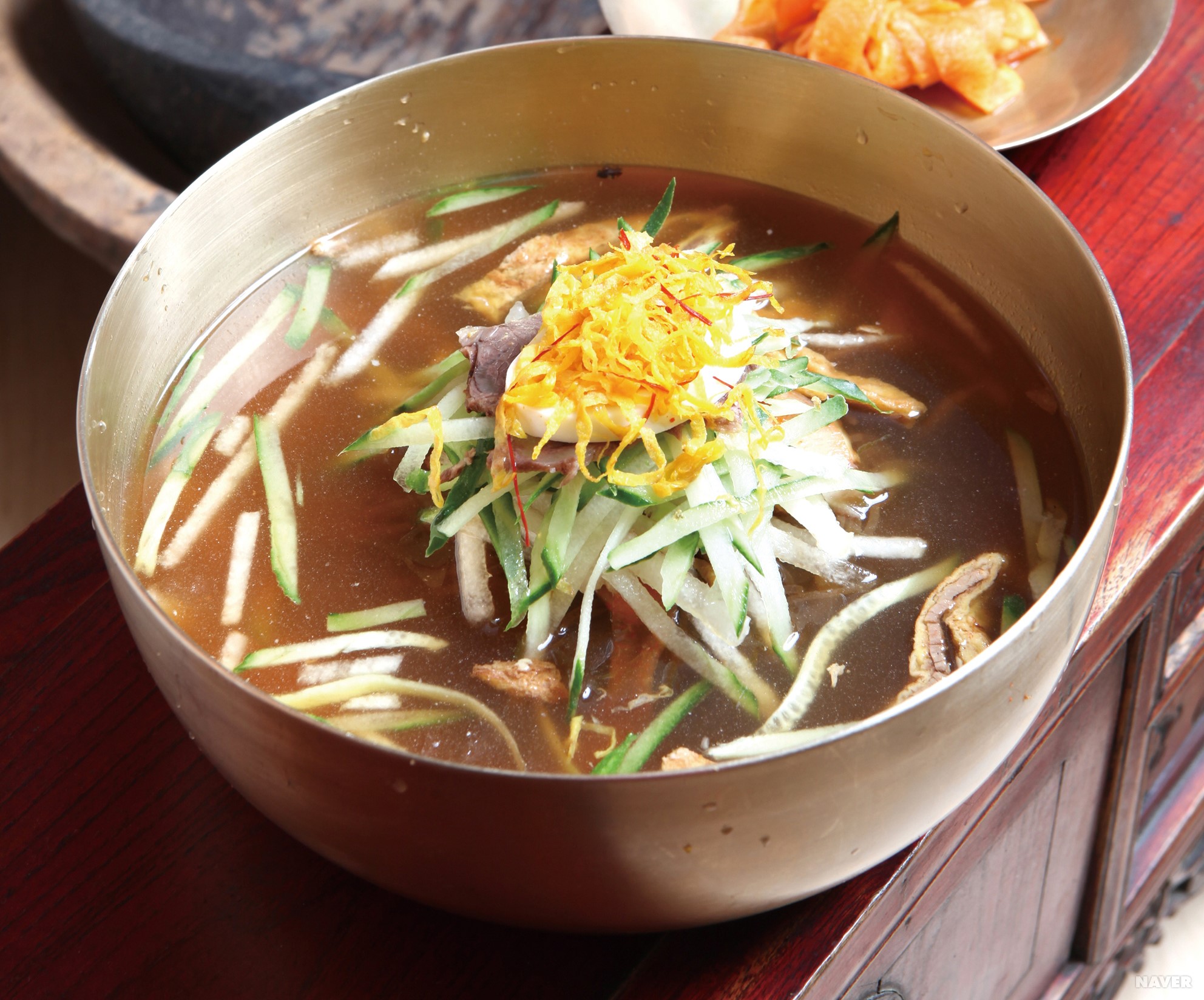 Jinjunaengmyeon - 진주냉면(Jinjunaengmyeon)