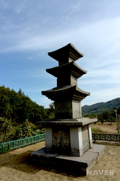 계산리 2구 계동 삼층석탑 모습