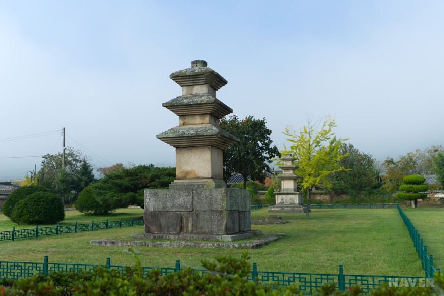 경주 남산리 삼층석탑 풍경