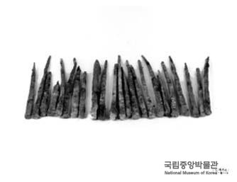 쇠 못 - 鐵釘, 철 정